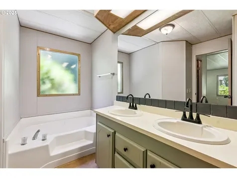 1090 SW Briggs Street Stevenson WA 98648