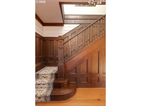 410 W Grant Street Carlton OR 97111