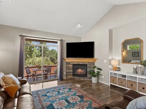 5703 SE 10th Street Gresham OR 97080