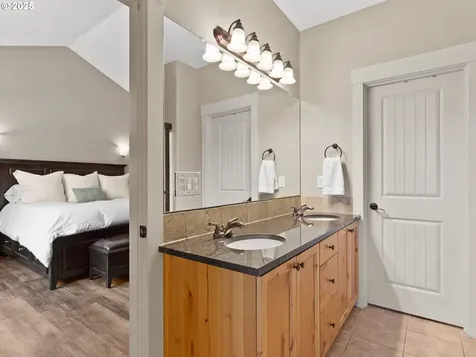 5703 SE 10th Street Gresham OR 97080