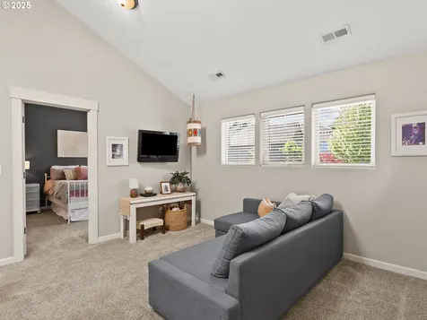 5703 SE 10th Street Gresham OR 97080