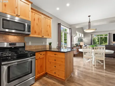 5703 SE 10th Street Gresham OR 97080