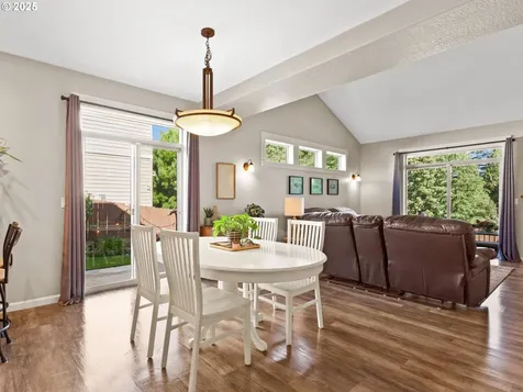 5703 SE 10th Street Gresham OR 97080