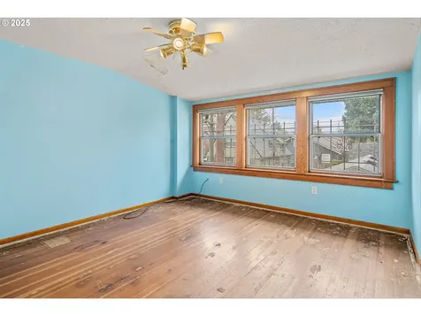 6364 N Haight Avenue Portland OR 97217