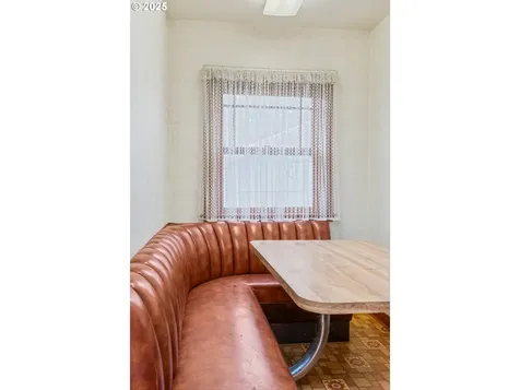 6364 N Haight Avenue Portland OR 97217