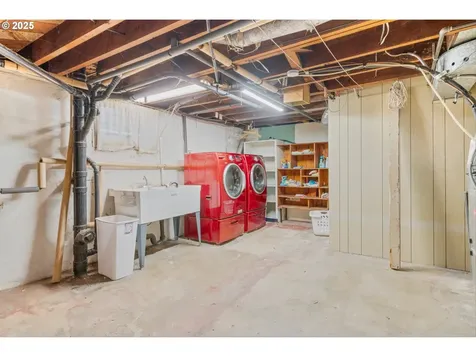 6364 N Haight Avenue Portland OR 97217