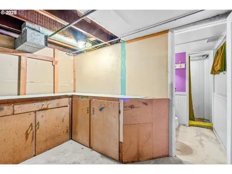 6364 N Haight Avenue Portland OR 97217