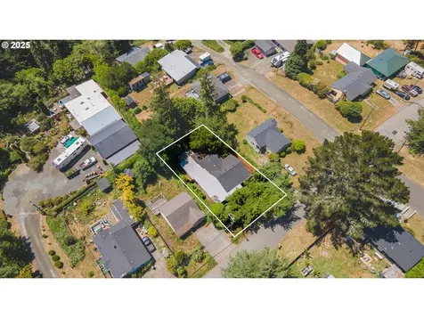 1565 California Avenue Coos Bay OR 97420