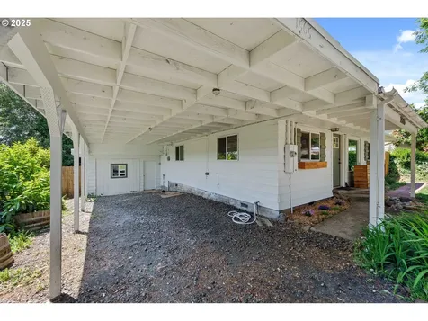 1565 California Avenue Coos Bay OR 97420