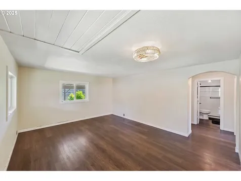 1565 California Avenue Coos Bay OR 97420