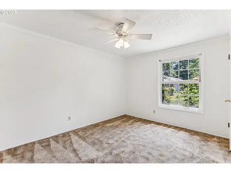 16301 SE Franklin Street Portland OR 97236