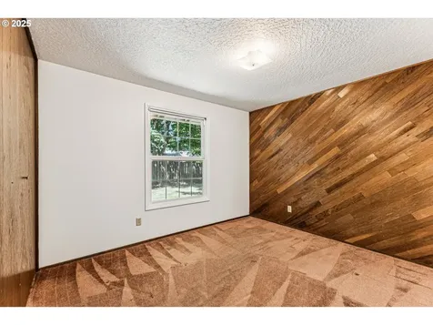 16301 SE Franklin Street Portland OR 97236