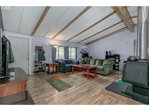 29795 SE Gruber Road Estacada OR 97023