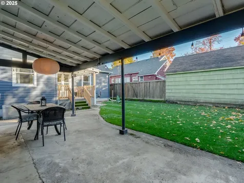 6823 N Michigan Avenue Portland OR 97217