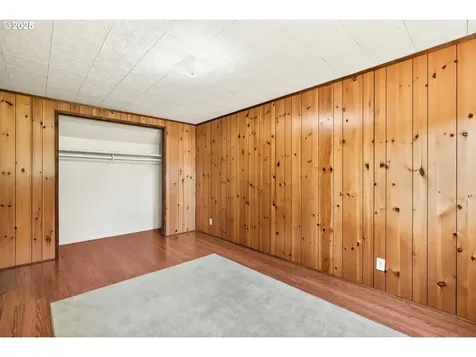 1055 NW Jackson Street Hillsboro OR 97124