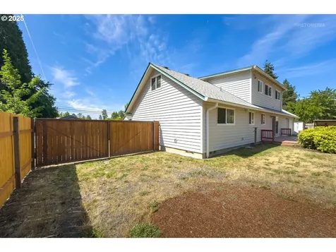 1055 NW Jackson Street Hillsboro OR 97124