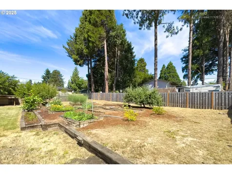 1055 NW Jackson Street Hillsboro OR 97124
