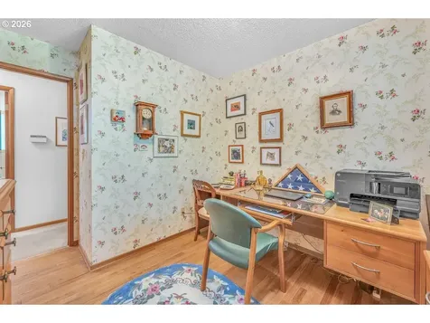 9200 SW Elrose Court Portland OR 97224