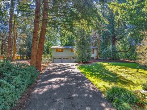 9200 SW Elrose Court Portland OR 97224