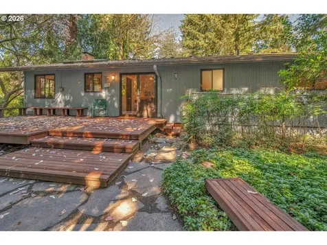 9200 SW Elrose Court Portland OR 97224