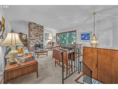 9200 SW Elrose Court Portland OR 97224