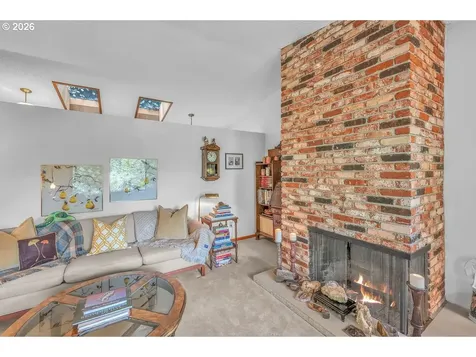 9200 SW Elrose Court Portland OR 97224
