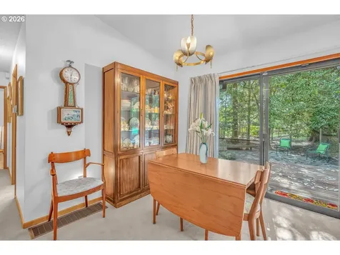 9200 SW Elrose Court Portland OR 97224