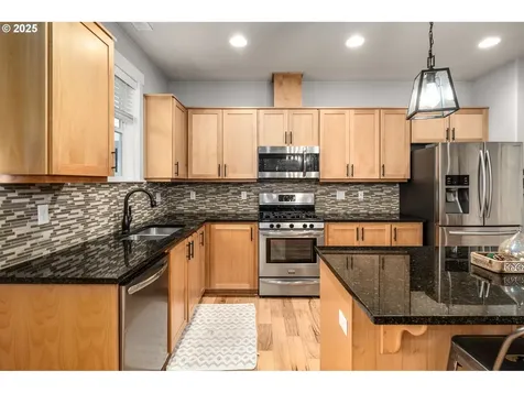 10592 NW 289th Avenue North Plains OR 97133