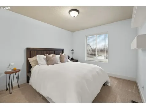 10592 NW 289th Avenue North Plains OR 97133