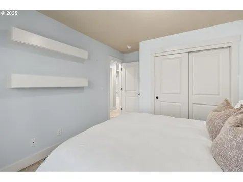 10592 NW 289th Avenue North Plains OR 97133