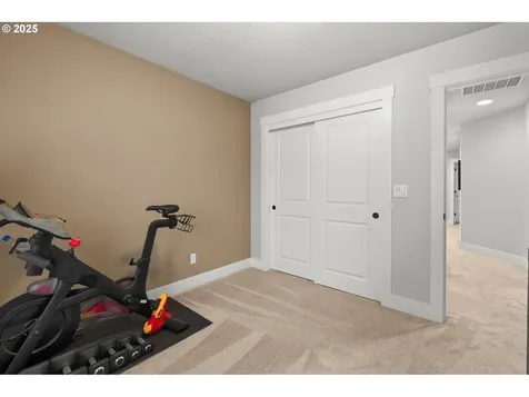 10592 NW 289th Avenue North Plains OR 97133