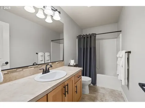 10592 NW 289th Avenue North Plains OR 97133
