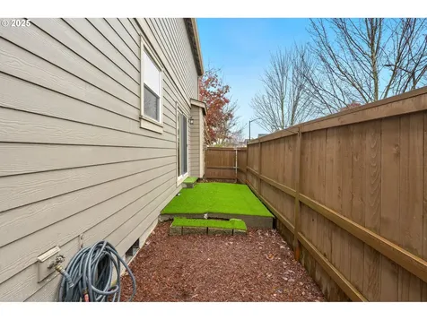 10592 NW 289th Avenue North Plains OR 97133