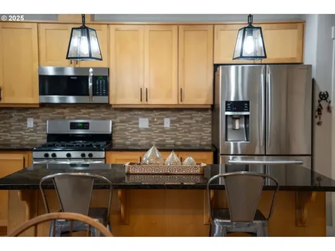 10592 NW 289th Avenue North Plains OR 97133
