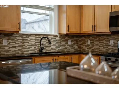 10592 NW 289th Avenue North Plains OR 97133