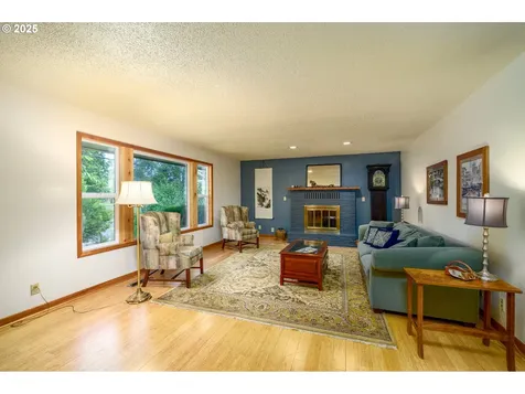1526 SW Cypress Lane Mcminnville OR 97128