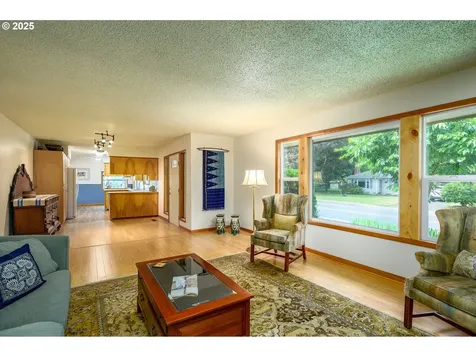 1526 SW Cypress Lane Mcminnville OR 97128