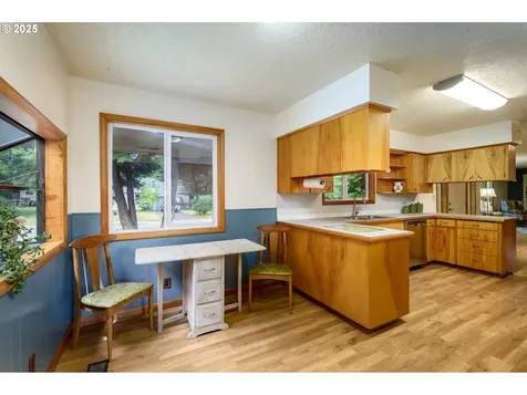 1526 SW Cypress Lane Mcminnville OR 97128