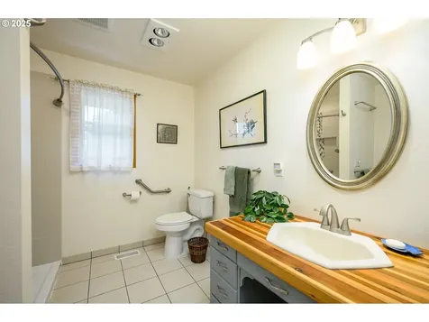 1526 SW Cypress Lane Mcminnville OR 97128