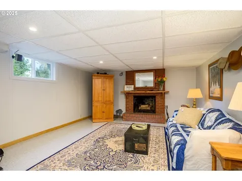 1526 SW Cypress Lane Mcminnville OR 97128