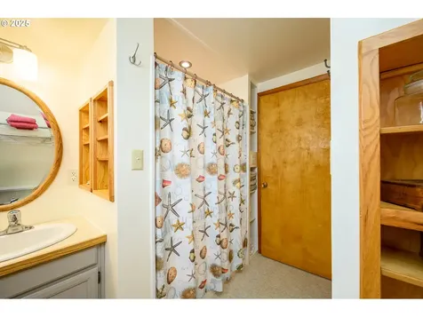1526 SW Cypress Lane Mcminnville OR 97128