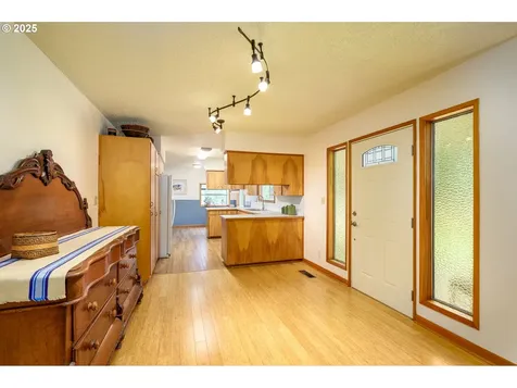 1526 SW Cypress Lane Mcminnville OR 97128