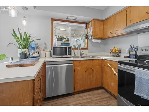 208 SE Jefferson Street Sheridan OR 97378