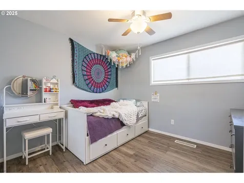 208 SE Jefferson Street Sheridan OR 97378