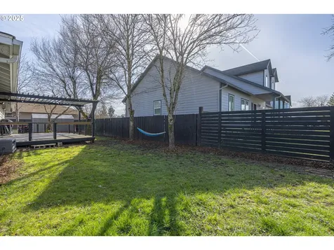 208 SE Jefferson Street Sheridan OR 97378