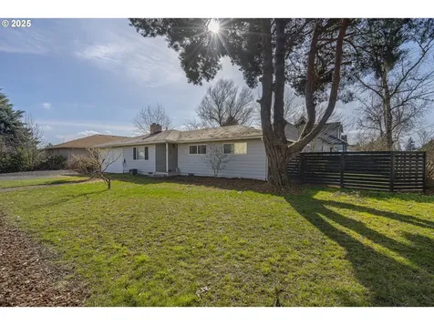 208 SE Jefferson Street Sheridan OR 97378