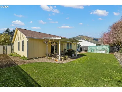 245 SE Wildwood Way Myrtle Creek OR 97457