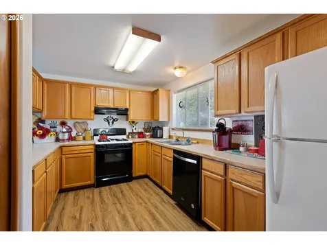 245 SE Wildwood Way Myrtle Creek OR 97457