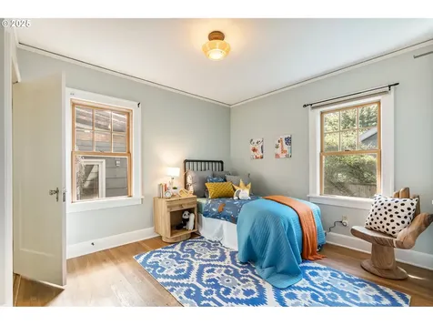 3306 SE Tibbetts Street Portland OR 97202