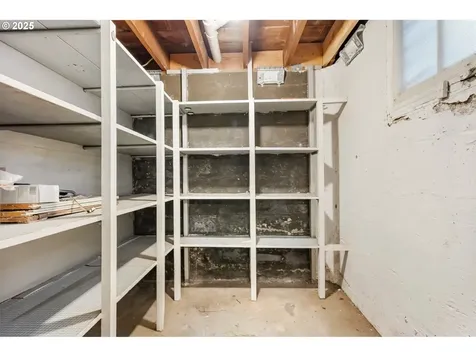 3306 SE Tibbetts Street Portland OR 97202